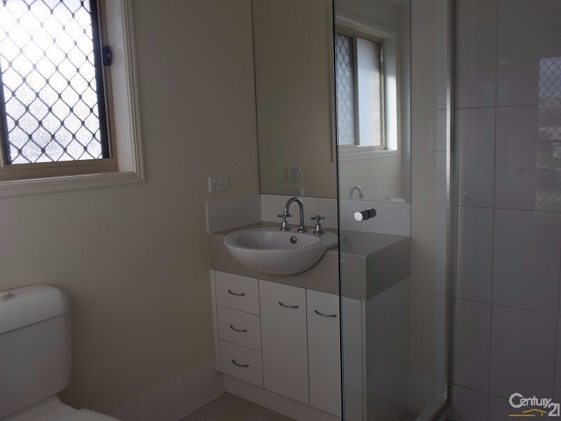 38 Ningi Waters Drive, Ningi QLD 4511