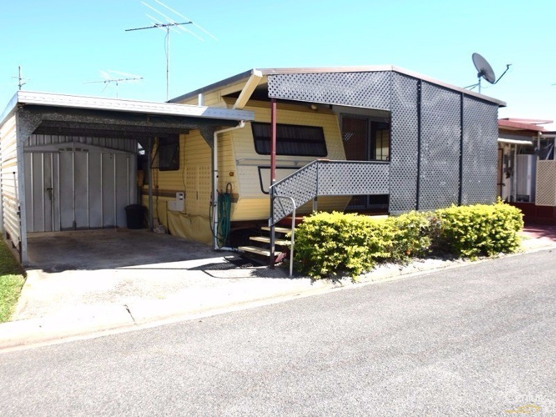 Site 36 Silver Shores Caravan Park, Sandstone Point QLD 4511