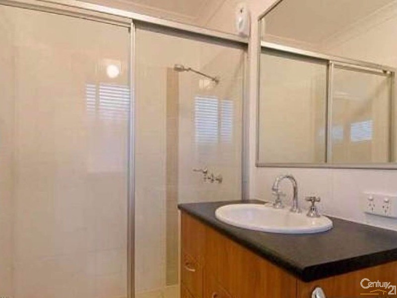 Sandstone Point QLD 4511