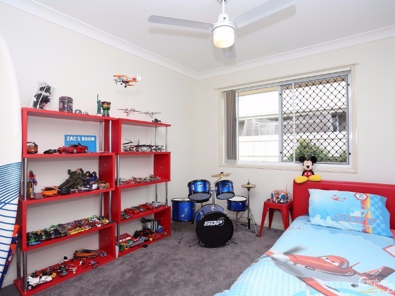 5 Bora Place, Ningi QLD 4511