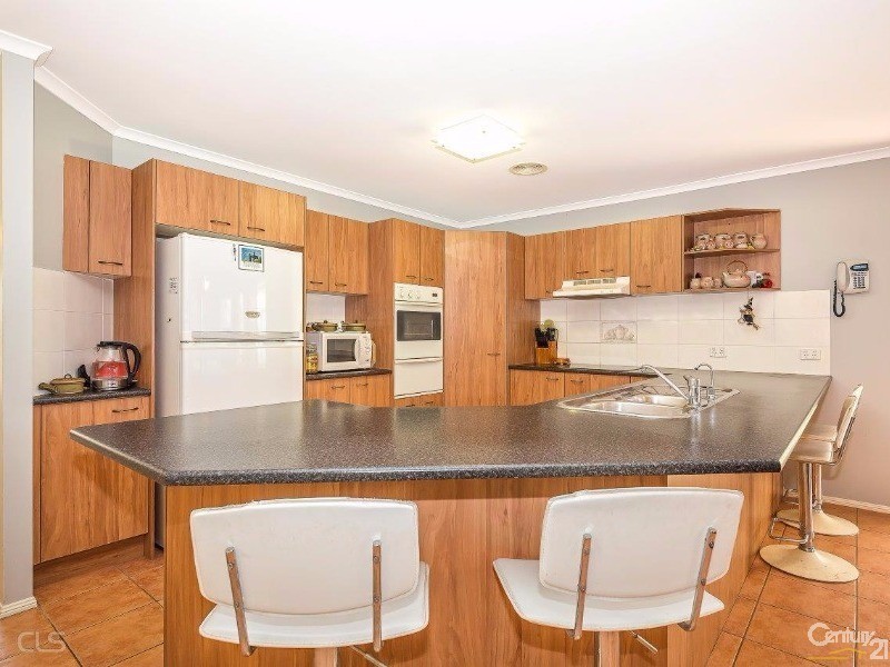 66 Carpenter Way, Sandstone Point QLD 4511