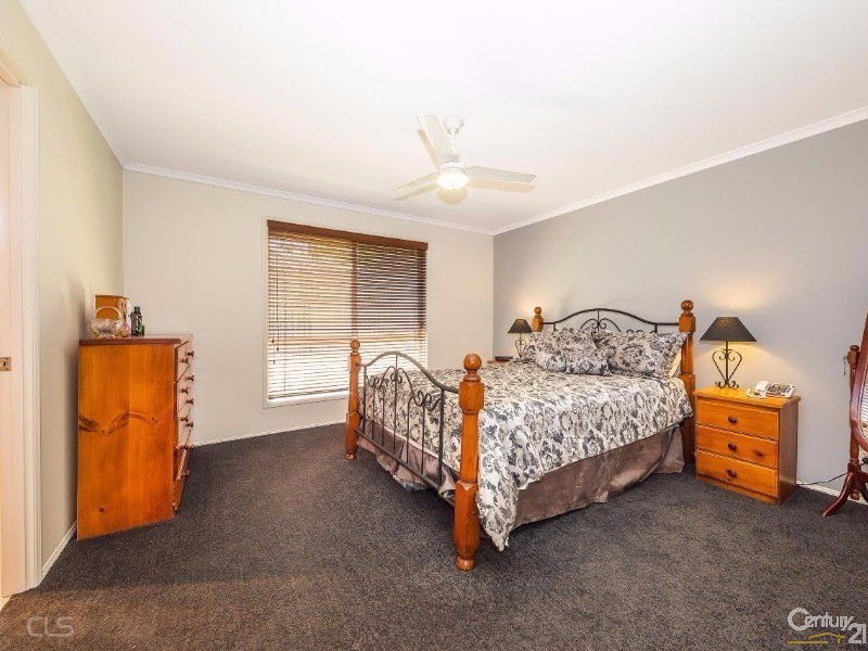 66 Carpenter Way, Sandstone Point QLD 4511