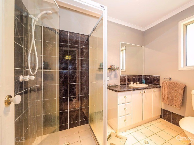 66 Carpenter Way, Sandstone Point QLD 4511