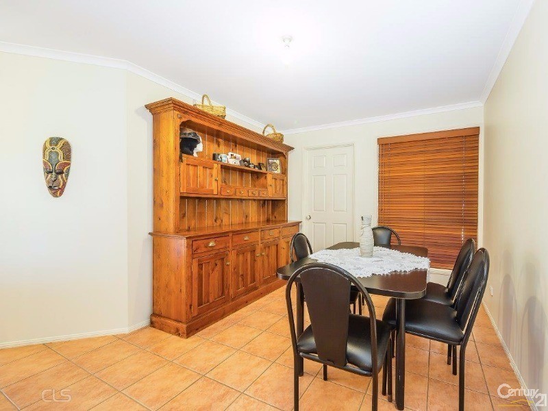 66 Carpenter Way, Sandstone Point QLD 4511