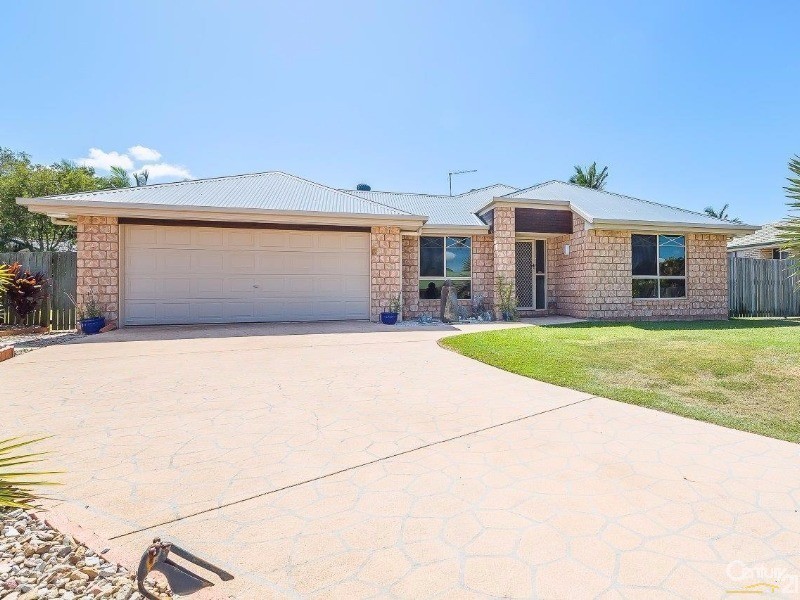 66 Carpenter Way, Sandstone Point QLD 4511