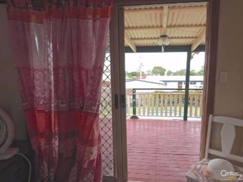27 Caltowie Ave, Banksia Beach QLD 4507