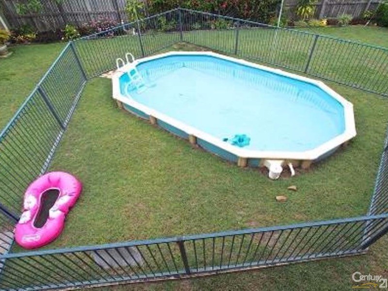 27 Caltowie Ave, Banksia Beach QLD 4507
