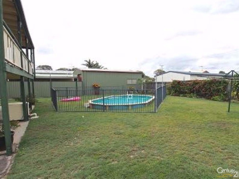27 Caltowie Ave, Banksia Beach QLD 4507