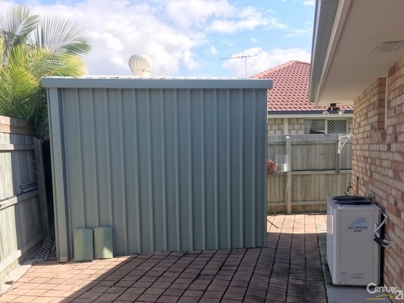 14 Clovelly Place, Sandstone Point QLD 4511