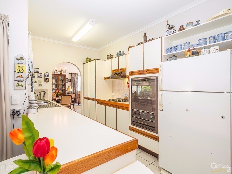 2 Elizabeth Batts Court, Banksia Beach QLD 4507