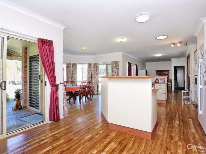 23-25 Flaxton Court, Ningi QLD 4511