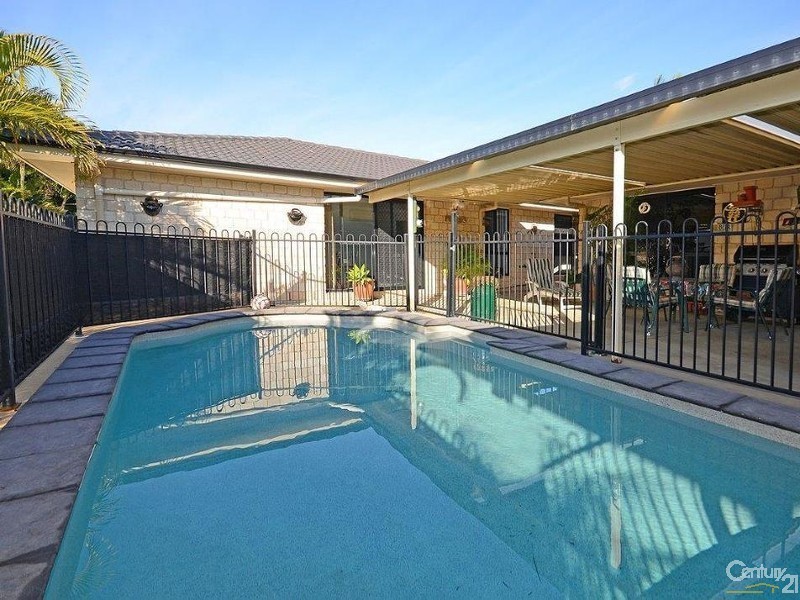 32 Orchid Drive, Burrum Heads QLD 4659