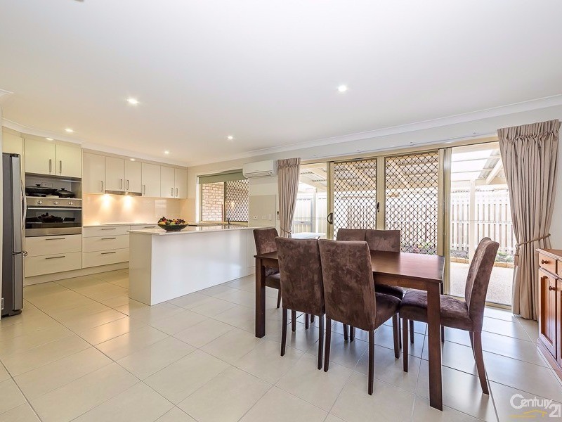 119/210 Bestmann Rd East, Sandstone Point QLD 4511