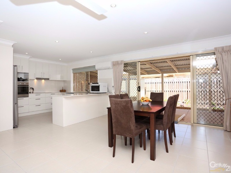 119/210 Bestmann Rd East, Sandstone Point QLD 4511