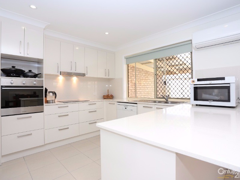 119/210 Bestmann Rd East, Sandstone Point QLD 4511