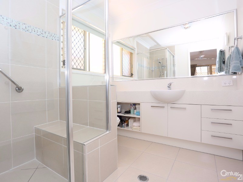 119/210 Bestmann Rd East, Sandstone Point QLD 4511