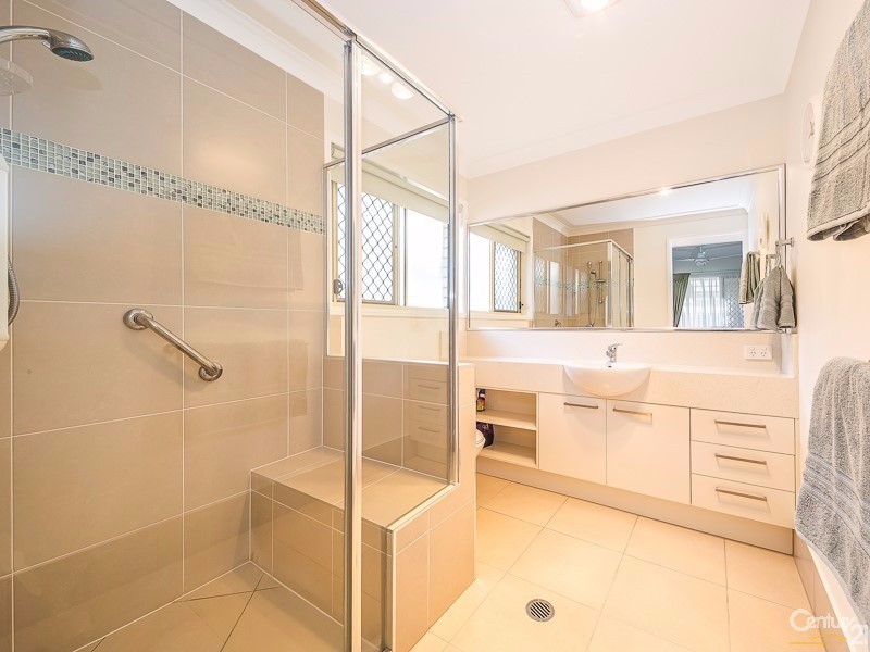 119/210 Bestmann Rd East, Sandstone Point QLD 4511