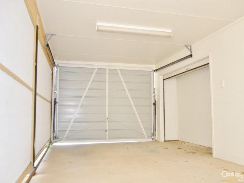 9/8 Spinnaker Drive, Sandstone Point QLD 4511