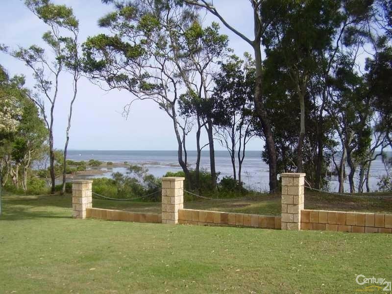 Sandstone Point QLD 4511