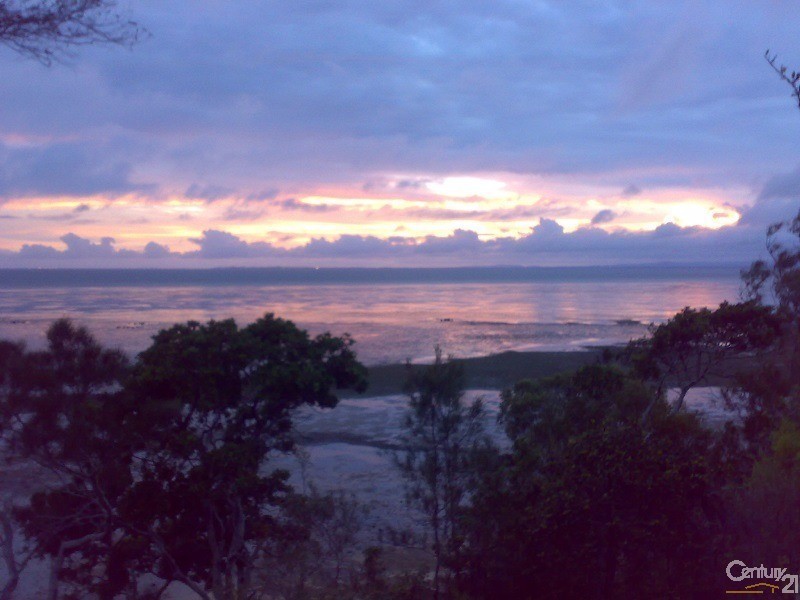 Sandstone Point QLD 4511