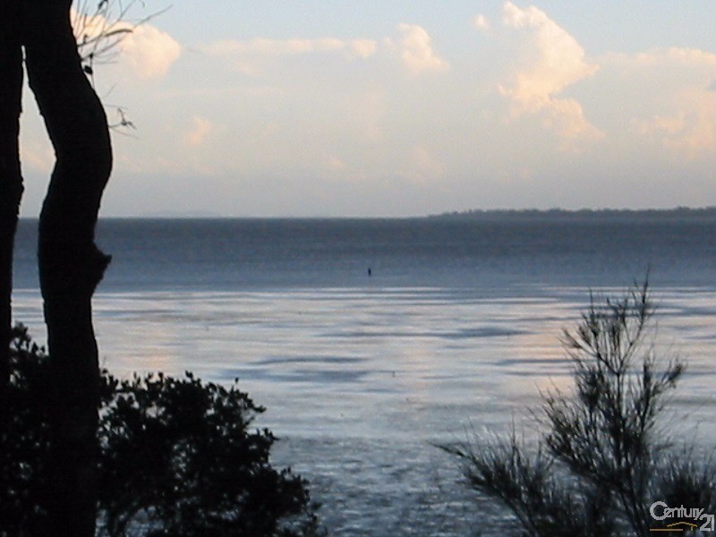 Sandstone Point QLD 4511