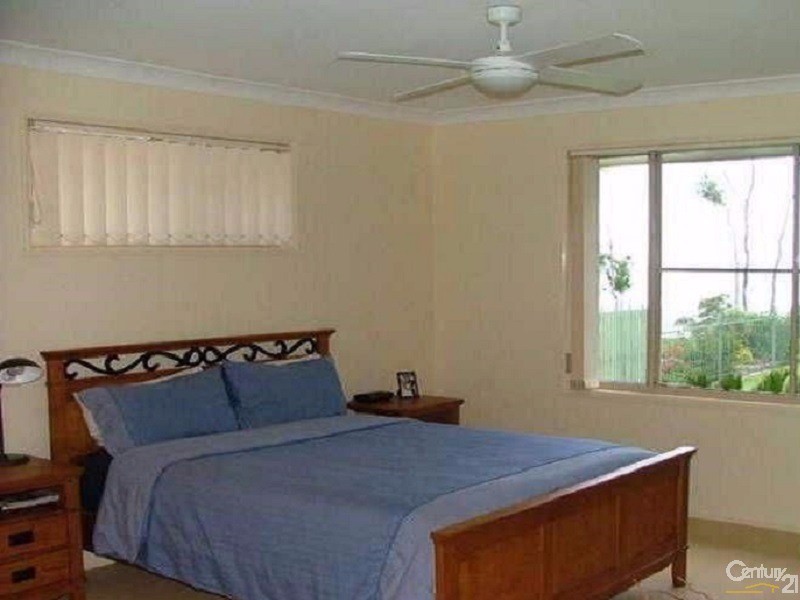 Sandstone Point QLD 4511