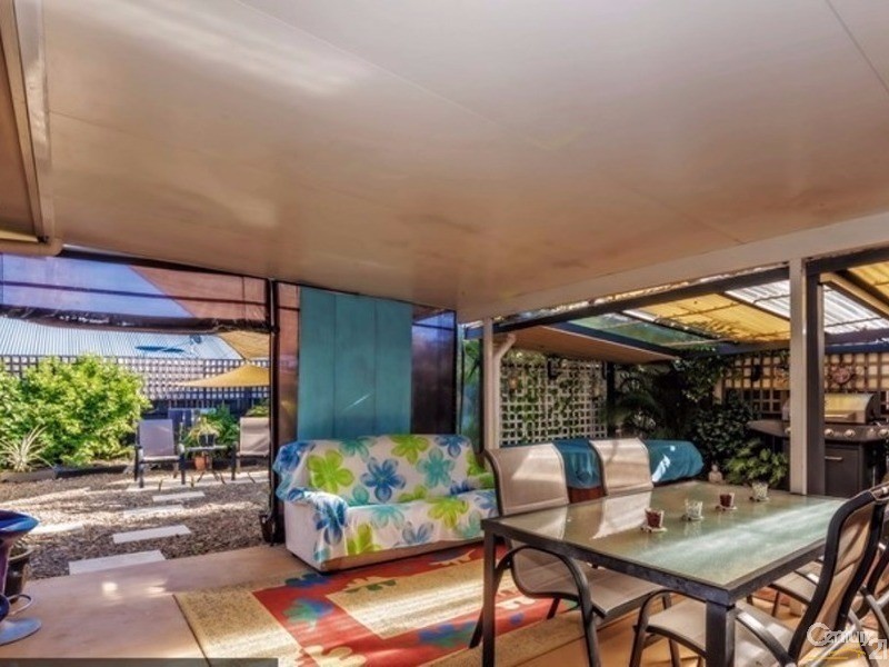 3 Rowan Lane, Ningi QLD 4511