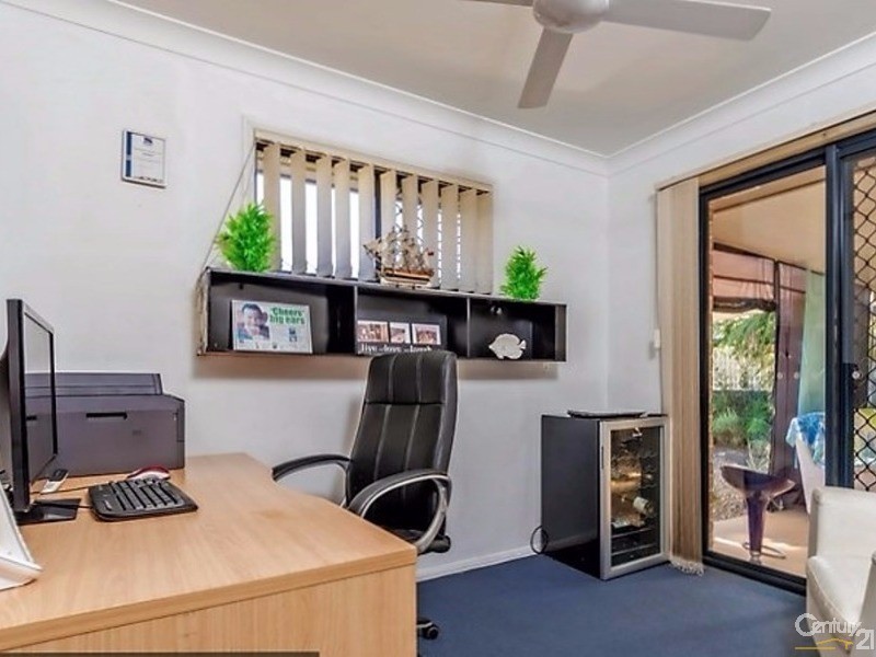 3 Rowan Lane, Ningi QLD 4511