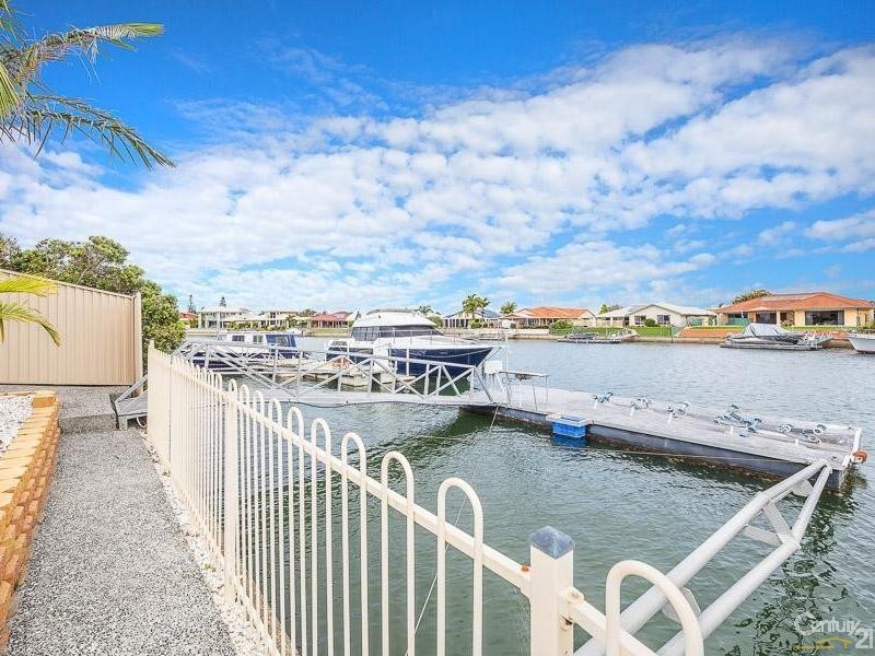 2 Skysail Court, Banksia Beach QLD 4507
