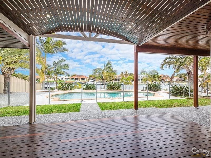 2 Skysail Court, Banksia Beach QLD 4507