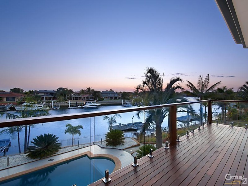 2 Skysail Court, Banksia Beach QLD 4507