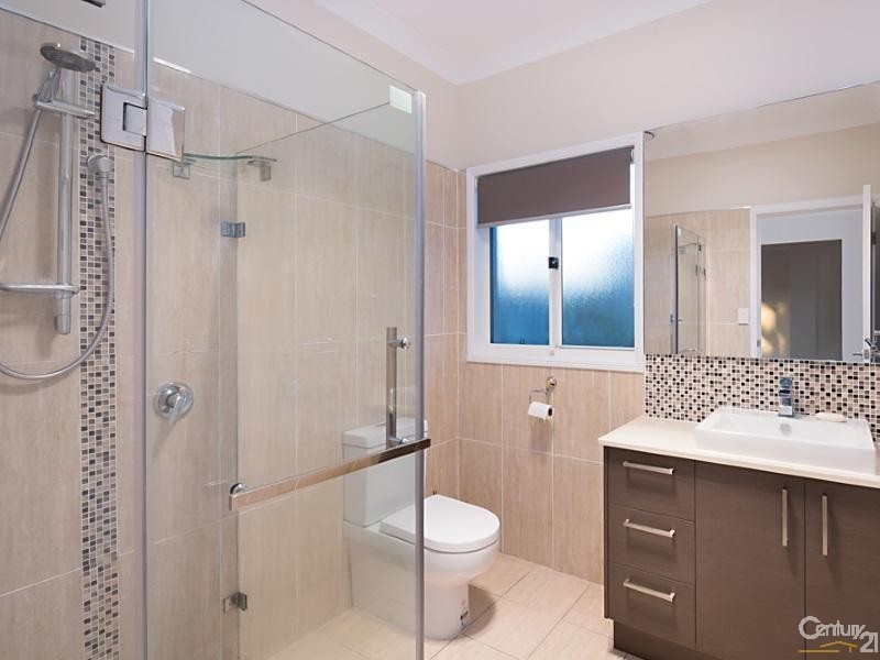 2 Skysail Court, Banksia Beach QLD 4507