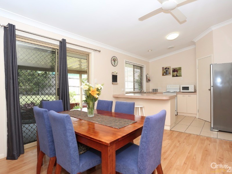 4 Sole Place, Sandstone Point QLD 4511
