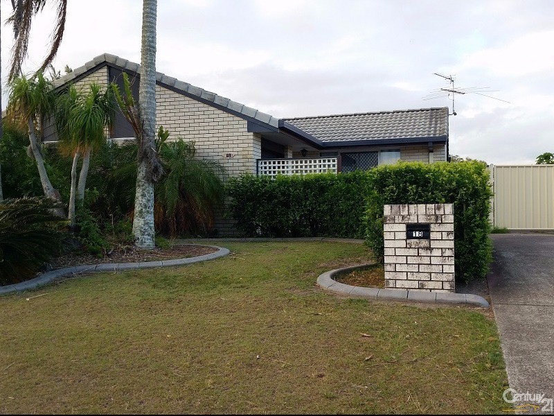 18 Lachlan Cres, Sandstone Point QLD 4511