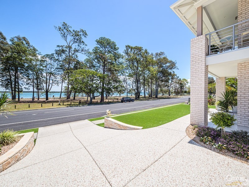 31 Solander Esplanade, Banksia Beach QLD 4507