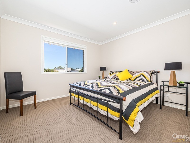 31 Solander Esplanade, Banksia Beach QLD 4507