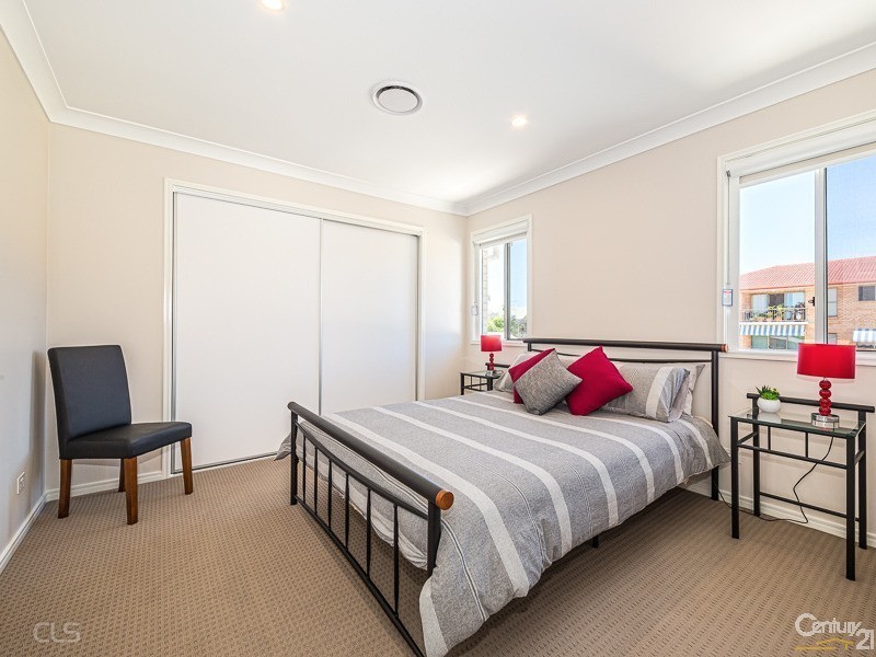 31 Solander Esplanade, Banksia Beach QLD 4507