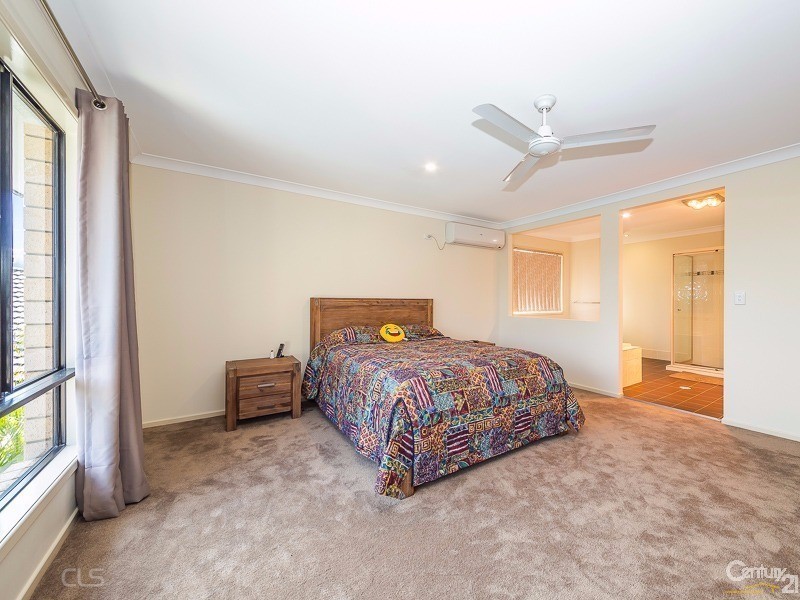 10 Cremorne Court, Sandstone Point QLD 4511