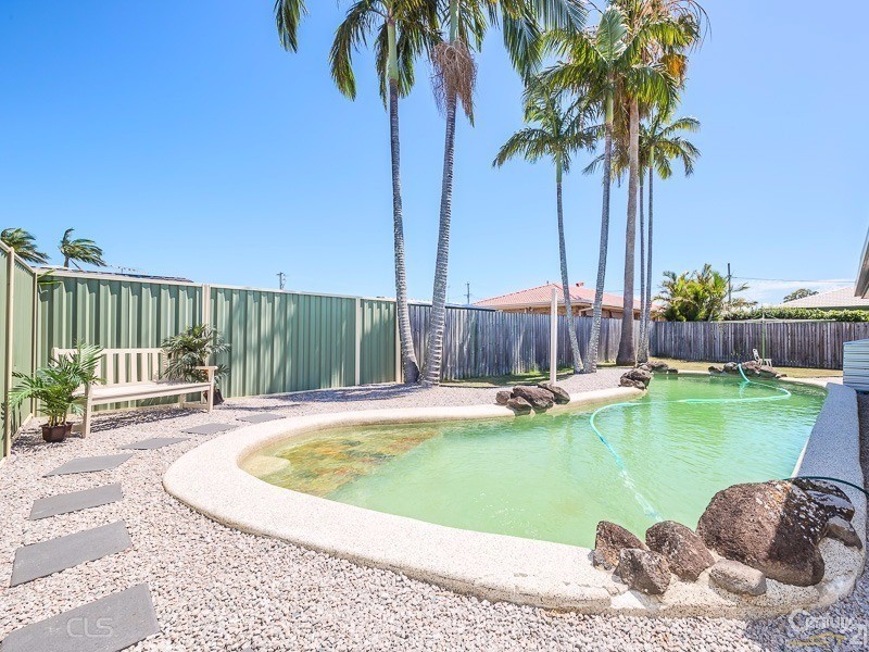 4 Sanctuary Court, Bongaree QLD 4507