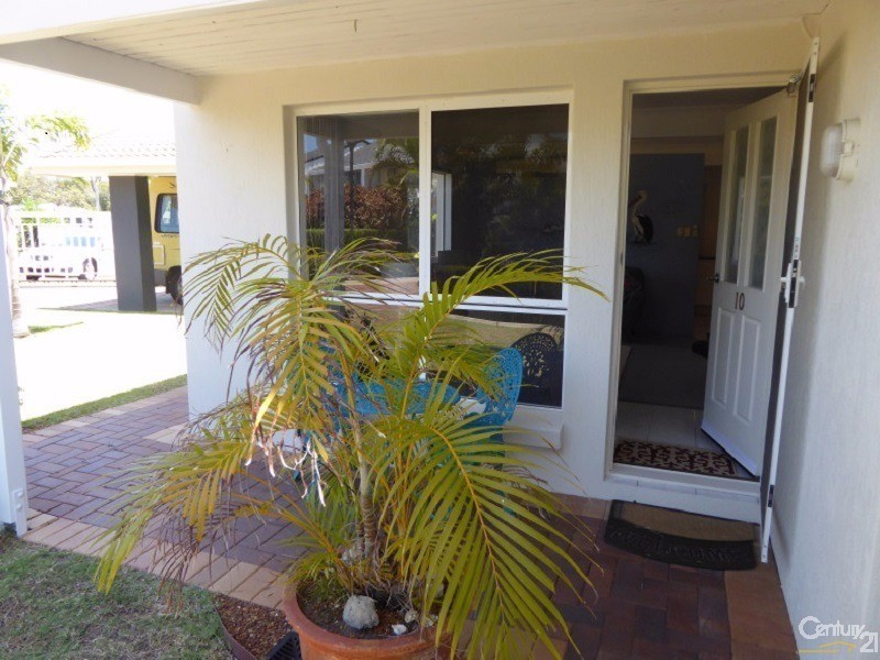 10/18-20 Spinnaker Drive, Sandstone Point QLD 4511