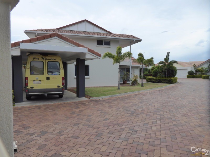 10/18-20 Spinnaker Drive, Sandstone Point QLD 4511