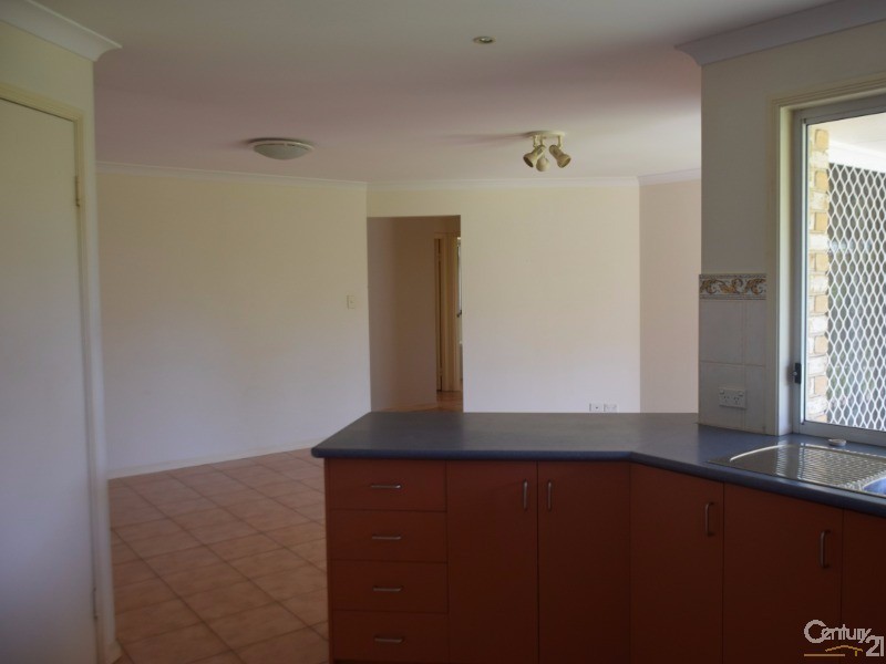 15 Smout Court, Sandstone Point QLD 4511