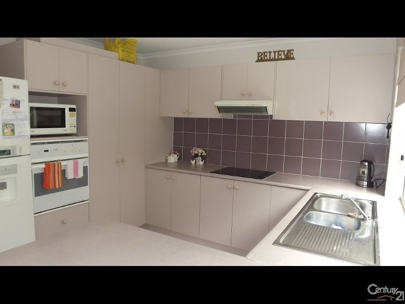 2/115 Welsby Parade, Bongaree QLD 4507