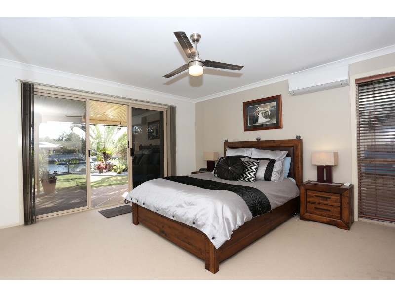 22 Topsail Circuit, Banksia Beach QLD 4507