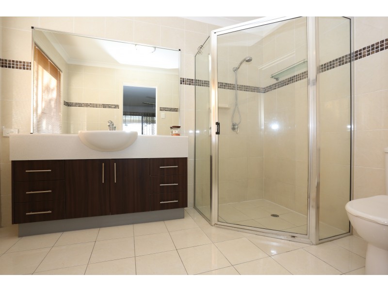 22 Topsail Circuit, Banksia Beach QLD 4507