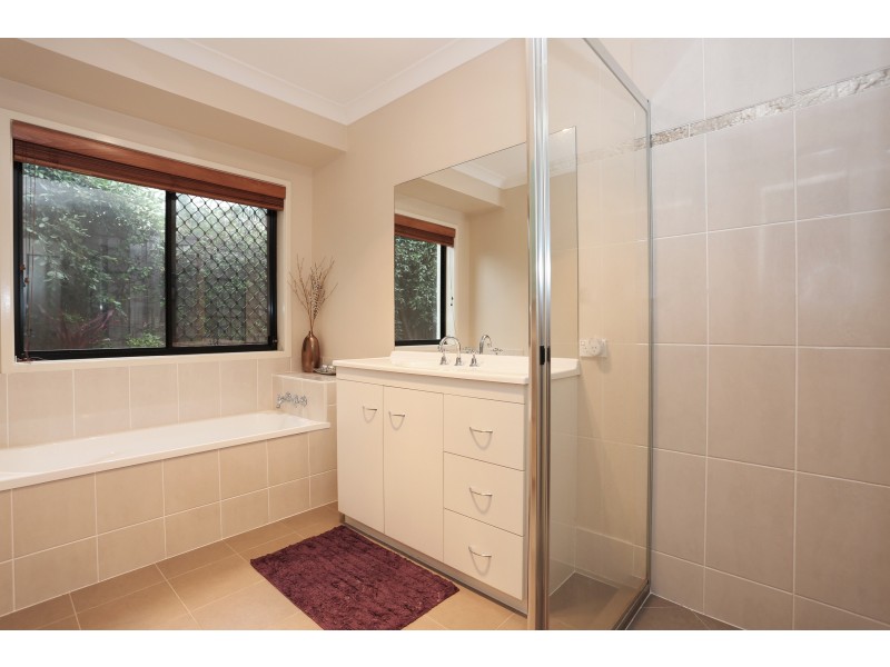 36 Mossman Way, Sandstone Point QLD 4511