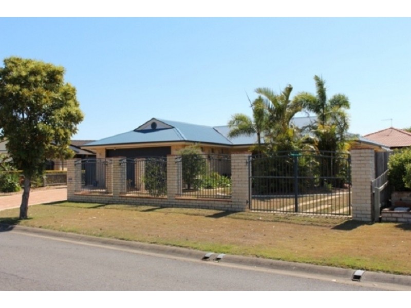 11 Mossman Way, Sandstone Point QLD 4511