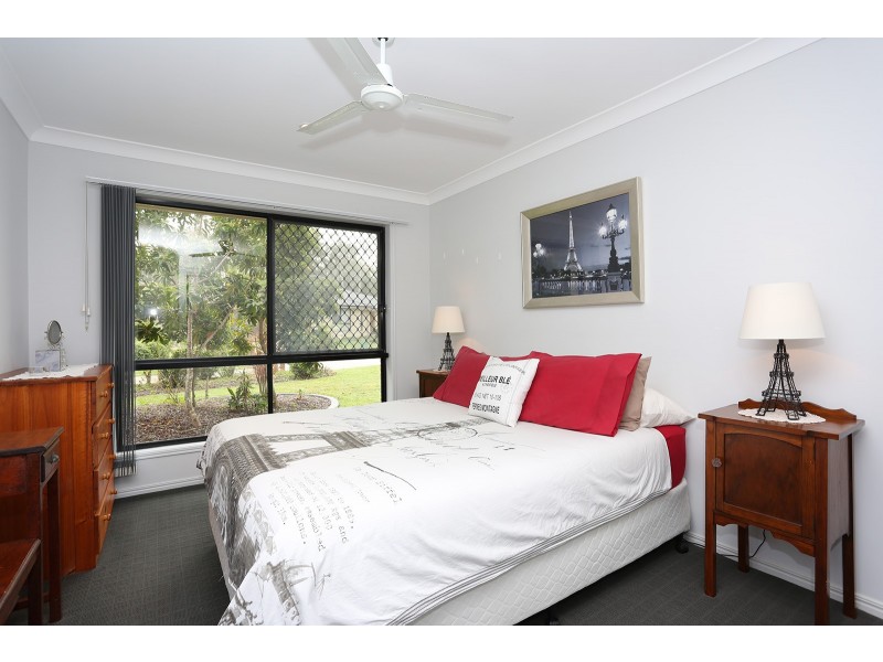 15-17 Honeybee Place Sandstone Lakes, Ningi QLD 4511