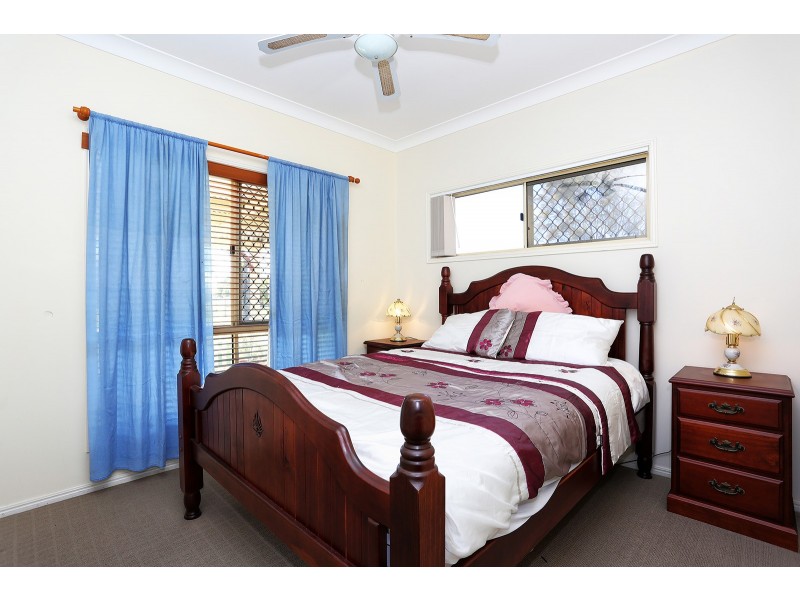 25 Flaxton Court, Ningi QLD 4511