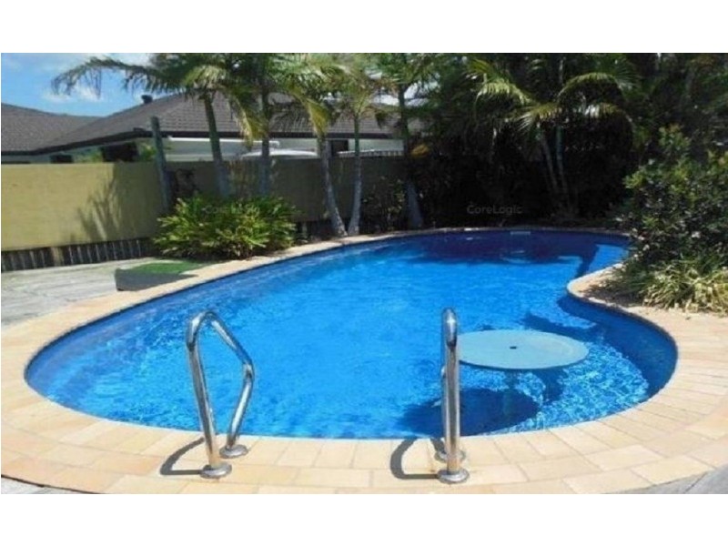 32 Apollo Crescent, Beachmere QLD 4510